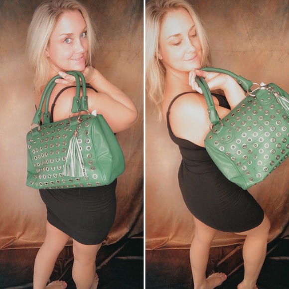 Moshion Green and Silver Bag - Picture 5 of 13